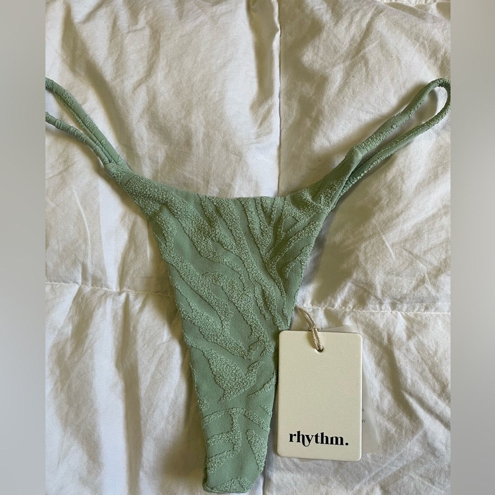 Rhythm Livin’ Sage Green Jaquard Textured Thong Bikini Bottom XS NWT
